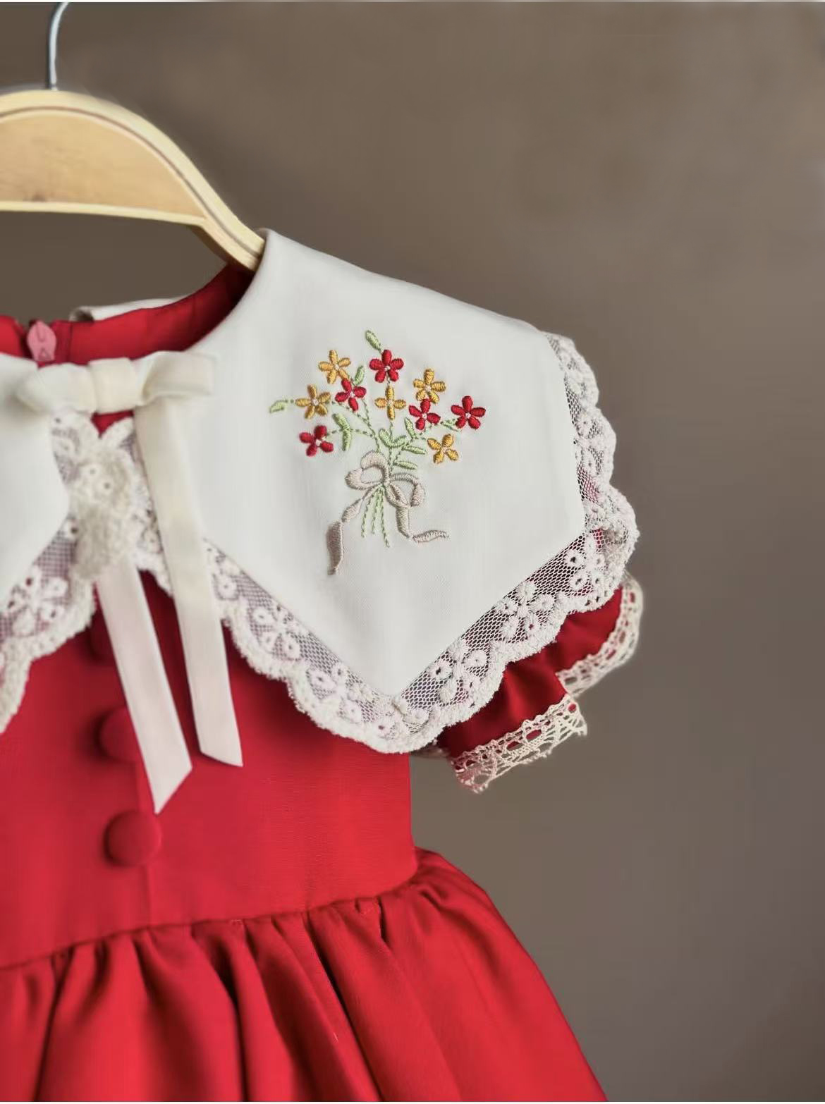 Robe de princesse vintage brod - Photography Vintage Style avis et prix