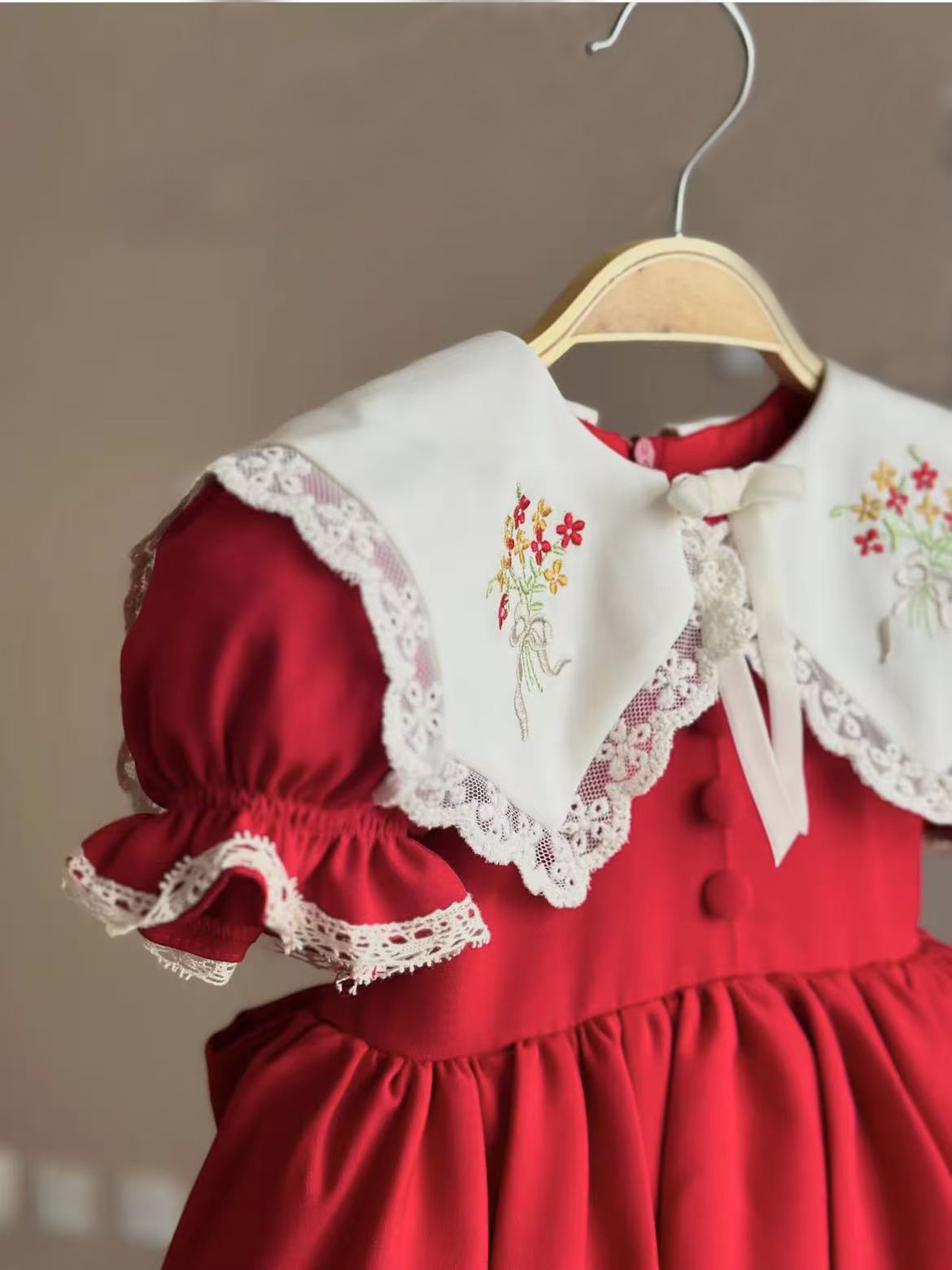 Robe de princesse vintage brod - Photography Vintage Style avis et prix